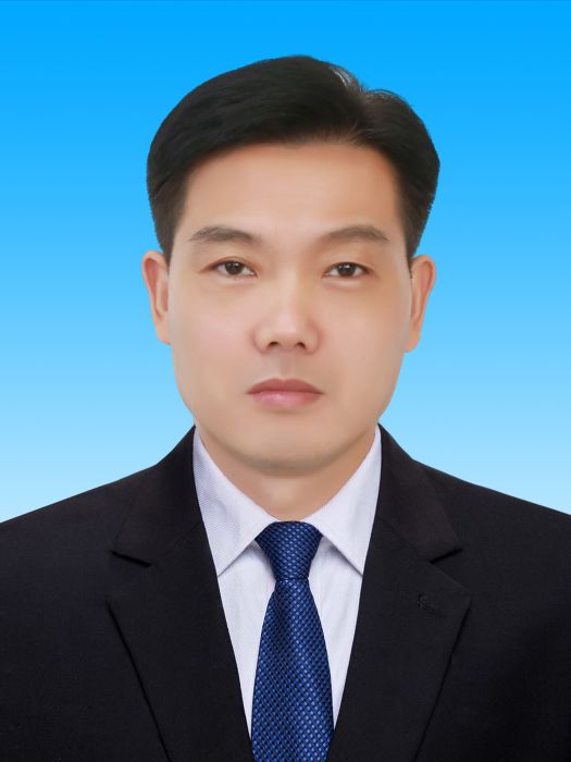 胡華文(湖北省孝感市漢川市委常委、市紀委書記,市監察委員會主任) 胡華文(湖北省孝感市漢川市委常委、市紀委書記,市監察委員會主任)