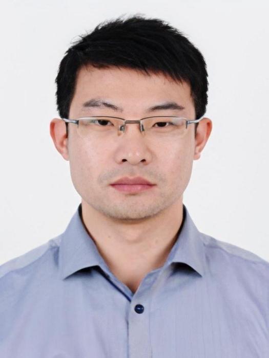 閆鵬(瀋陽市渾南區發展和改革局黨組成員、中心主任) 閆鵬(瀋陽市渾南區發展和改革局黨組成員、中心主任)