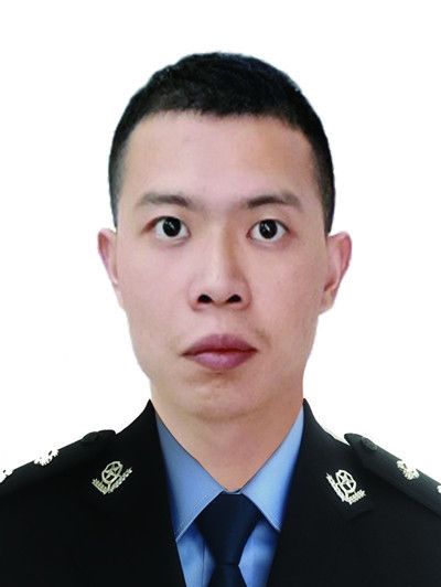 王勇剛(西藏出入境邊防檢查總站日喀則邊境管理支隊聶拉木邊境管理大隊樟木邊境派出所原四級警長) 王勇剛(西藏出入境邊防檢查總站日喀則邊境管理支隊聶拉木邊境管理大隊樟木邊境派出所原四級警長)