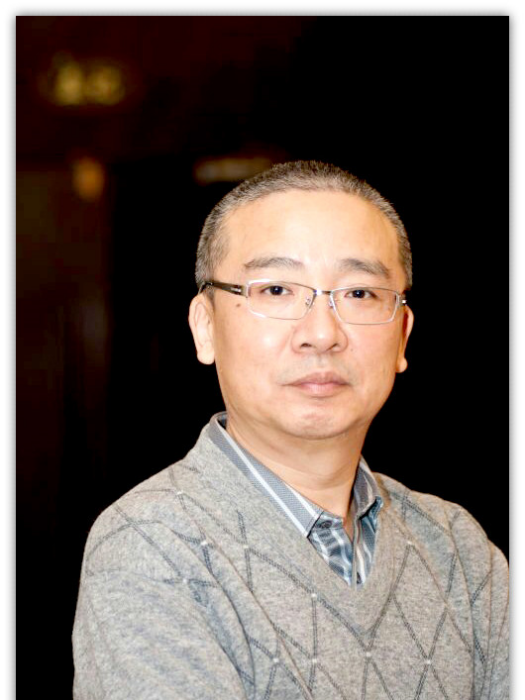 陳小剛(珠海聚碳復材董事長) 陳小剛(珠海聚碳復材董事長)