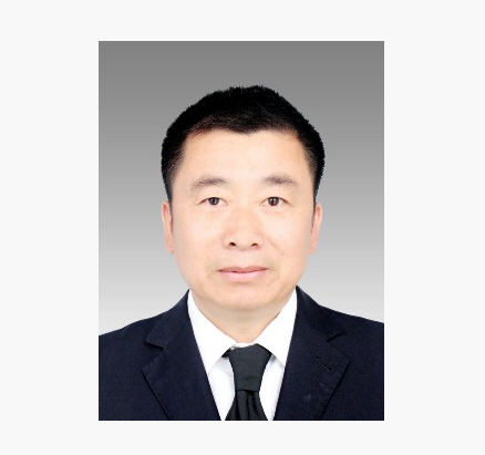 李繼輝(鳳陽縣公共資源交易中心黨組成員、副主任) 李繼輝(鳳陽縣公共資源交易中心黨組成員、副主任)