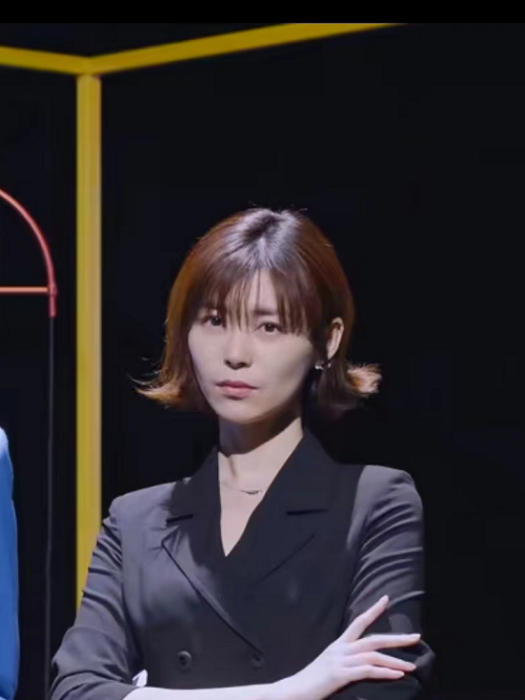 宋文璐(《月半愛麗絲》中的女二號角色) 宋文璐(《月半愛麗絲》中的女二號角色)