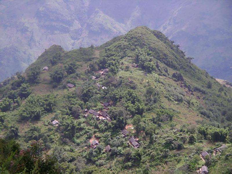 亞拉坡村 亞拉坡村