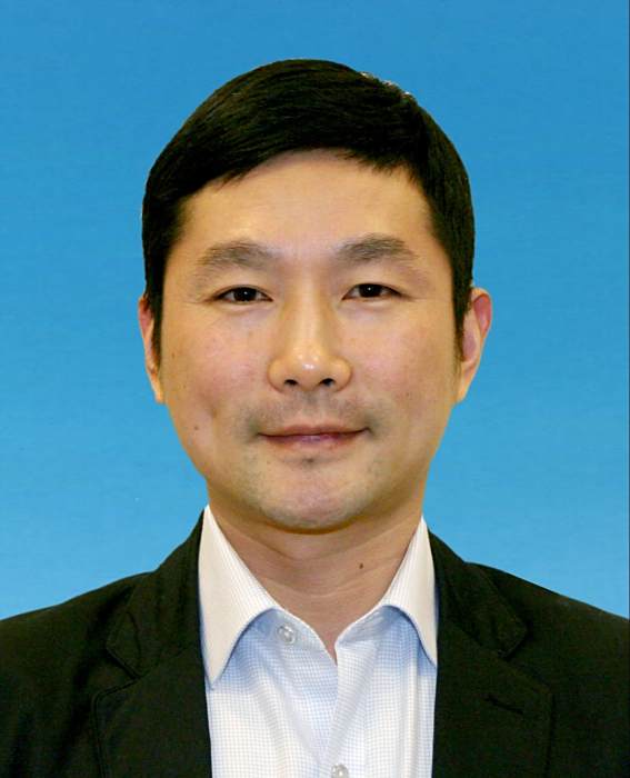 趙東平(重慶市商務委員會黨組成員、駐委紀檢監察組組長) 趙東平(重慶市商務委員會黨組成員、駐委紀檢監察組組長)