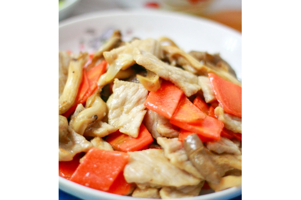 乾菇炒肉片 乾菇炒肉片