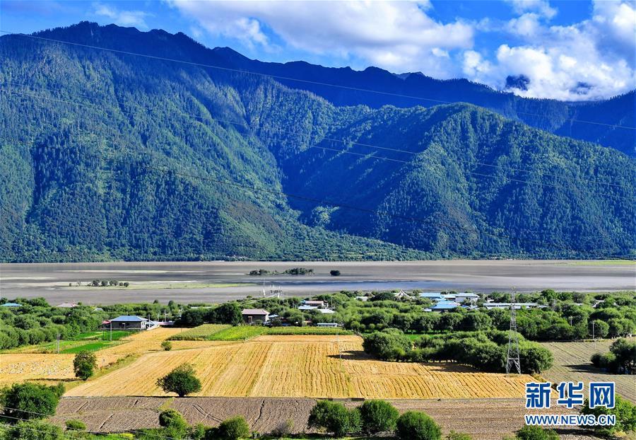 色果拉村 色果拉村