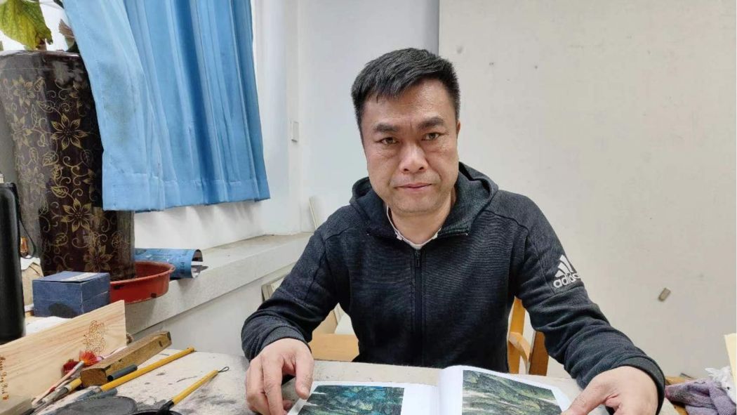 周瑛(西北民族大學美術學院教師) 周瑛(西北民族大學美術學院教師)
