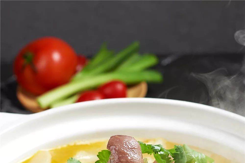 青筍羊肉煲 青筍羊肉煲