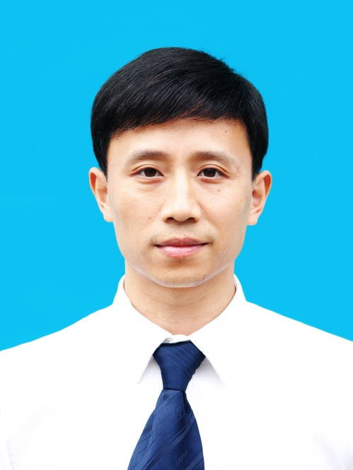 陳正初(浙江省龍港市政務服務中心副主任) 陳正初(浙江省龍港市政務服務中心副主任)