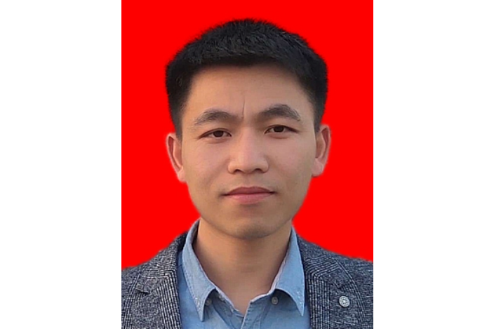王江偉(江西師範大學馬克思主義學院副教授) 王江偉(江西師範大學馬克思主義學院副教授)