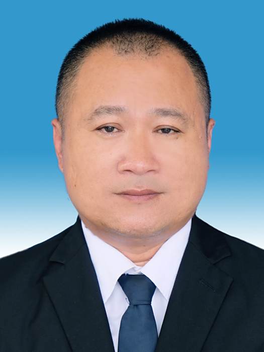 林森(海南省定安縣嶺口鎮委員會委員、政法委員、副書記) 林森(海南省定安縣嶺口鎮委員會委員、政法委員、副書記)