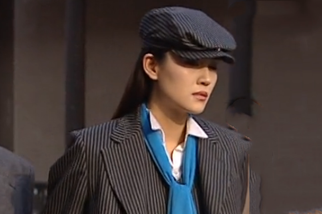 孟秋水(日本女間諜,以交際花身份作掩護爭奪《清明上河圖》) 孟秋水(日本女間諜,以交際花身份作掩護爭奪《清明上河圖》)