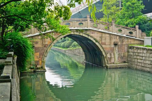 梅登高橋 梅登高橋