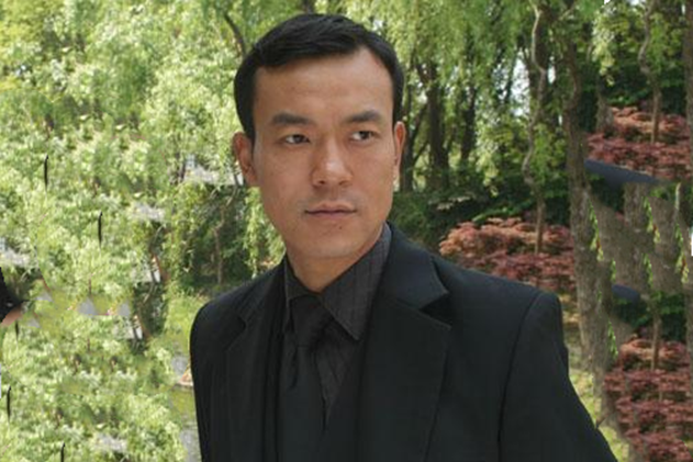 閻天(電視劇《諜影重重之上海》中的角色) 閻天(電視劇《諜影重重之上海》中的角色)