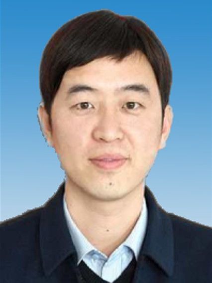 李翔(山西省運城市萬榮縣委常委、解店鎮黨委書記) 李翔(山西省運城市萬榮縣委常委、解店鎮黨委書記)