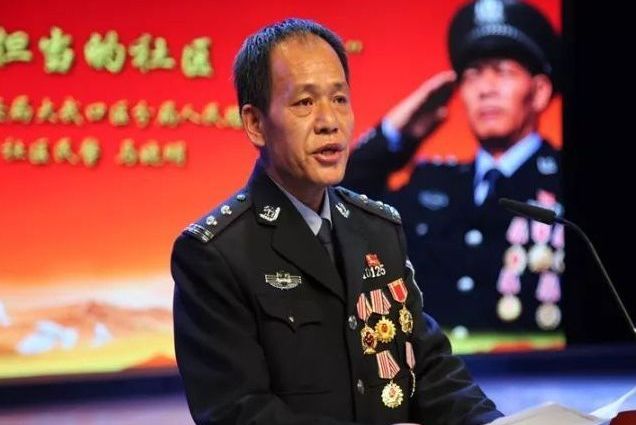 馬曉明(寧夏石嘴山市大武口區人民路派出所社區民警) 馬曉明(寧夏石嘴山市大武口區人民路派出所社區民警)
