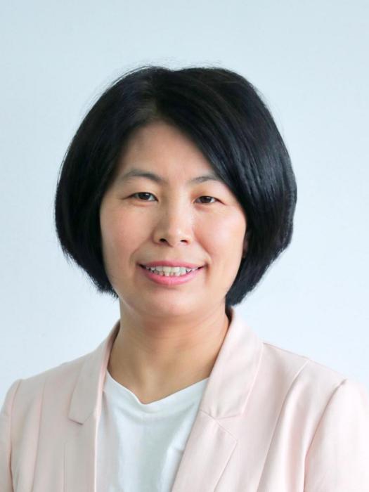 仇鳳仙(安徽師範大學法學院社會工作系主任,社會學碩士研究生導師) 仇鳳仙(安徽師範大學法學院社會工作系主任,社會學碩士研究生導師)