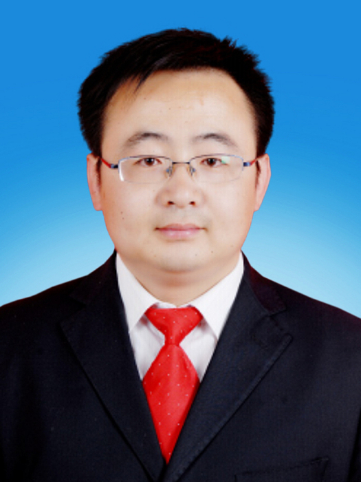 何立功 何立功