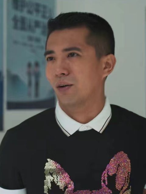 黃旺(網劇《消失的大象》中的角色) 黃旺(網劇《消失的大象》中的角色)