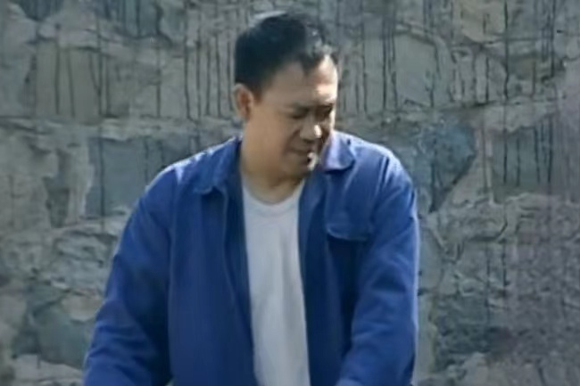 靳勇(姜武飾演的電視劇角色) 靳勇(姜武飾演的電視劇角色)