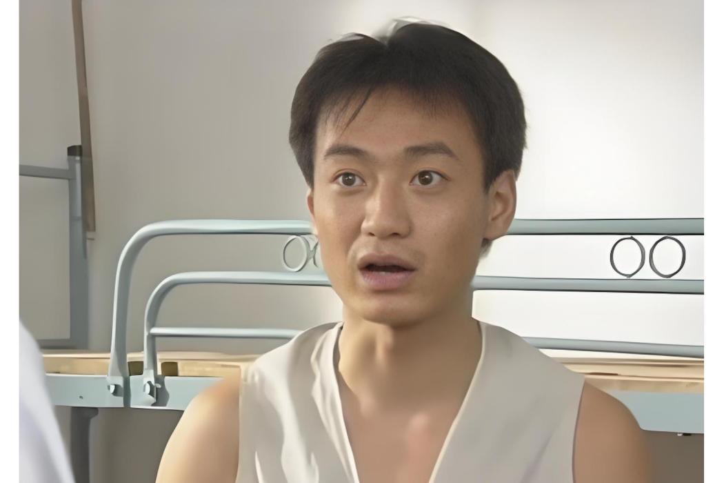 梁亮(《其實不想走》中的角色,由魏春光飾演) 梁亮(《其實不想走》中的角色,由魏春光飾演)