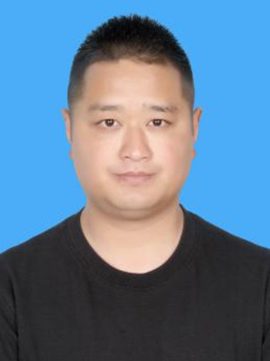 周健勇(四川省甘孜藏族自治州色達縣鄉村振興局黨組書記、局長) 周健勇(四川省甘孜藏族自治州色達縣鄉村振興局黨組書記、局長)