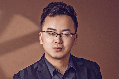 陳喜(武漢昱霖空間設計有限公司設計總監、創始人) 陳喜(武漢昱霖空間設計有限公司設計總監、創始人)