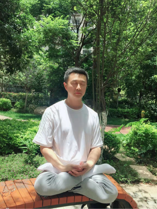 柳顏(昆明市瑜伽協會會長) 柳顏(昆明市瑜伽協會會長)