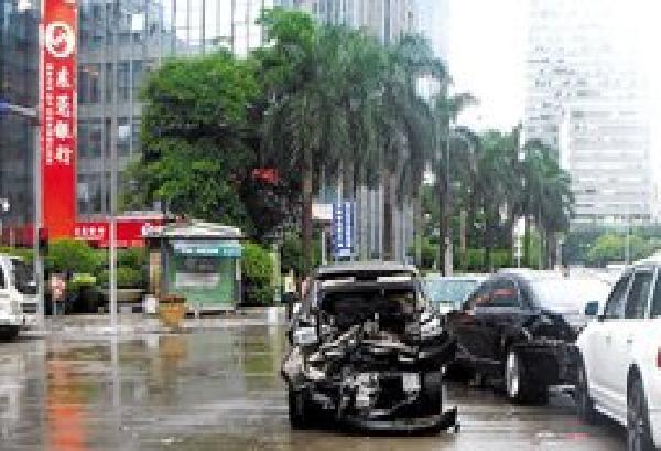 10·9香港車輛連環相撞事故