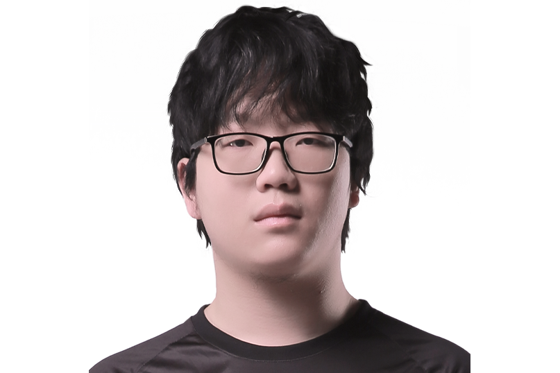 歐陽亮(《英雄聯盟》職業選手) 歐陽亮(《英雄聯盟》職業選手)