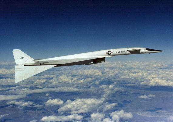 美國XB-70高速戰略轟炸機