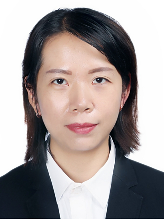 何睿(貴州省盤州市教育局黨組成員、副局長) 何睿(貴州省盤州市教育局黨組成員、副局長)