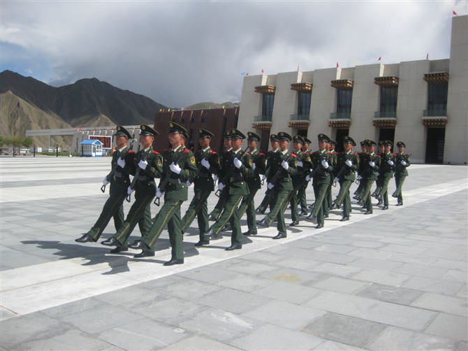 中國人民武裝警察部隊機動師