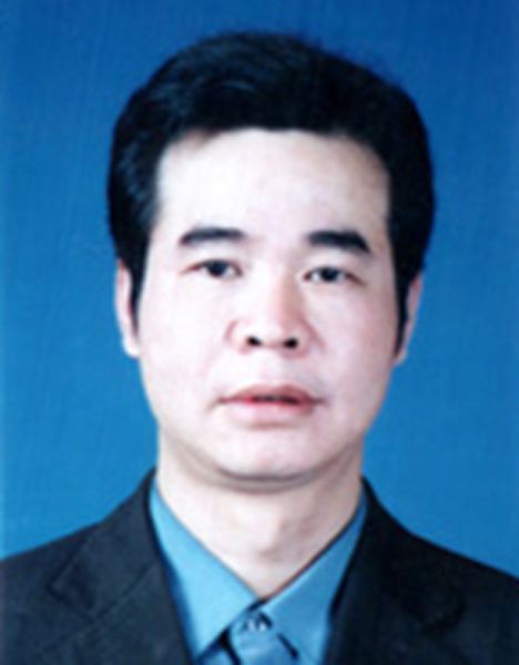 范永平(中國工藝美術學會會員) 范永平(中國工藝美術學會會員)