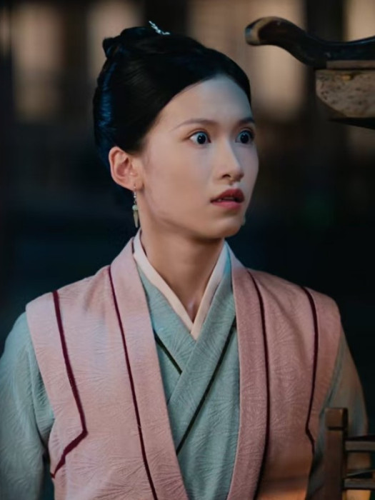清風(古裝短劇《藏珠》中的角色) 清風(古裝短劇《藏珠》中的角色)