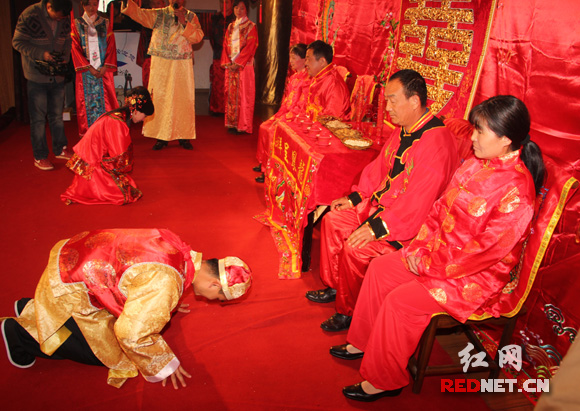 拜堂(中國舊式婚禮儀式)