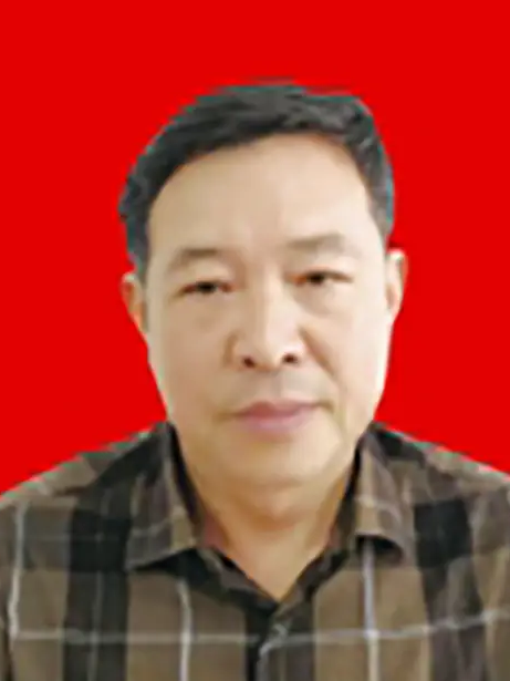 陳德福(江西省贛州市安遠縣商務局黨組成員、副局長) 陳德福(江西省贛州市安遠縣商務局黨組成員、副局長)