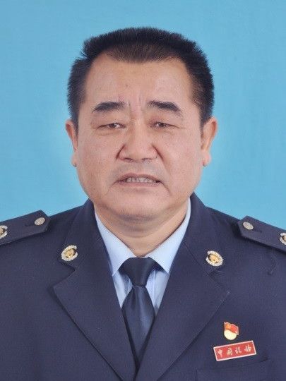 蔣勇(保山市施甸縣稅務局黨委委員、副局長) 蔣勇(保山市施甸縣稅務局黨委委員、副局長)