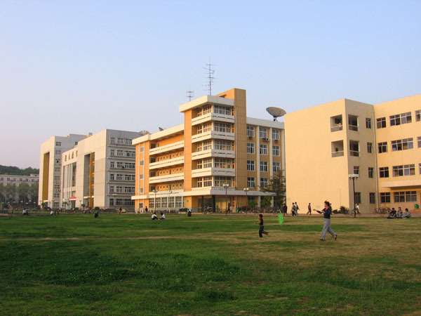 華中農業大學生命科學技術學院