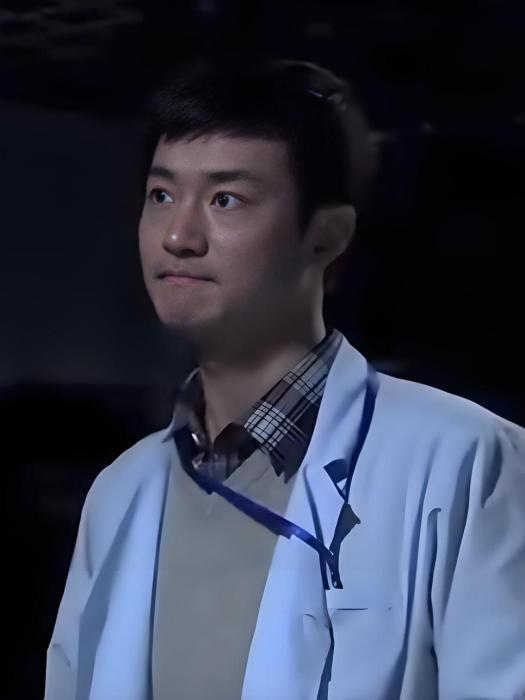 岳誠(電視劇《諜戰深海》中的角色) 岳誠(電視劇《諜戰深海》中的角色)