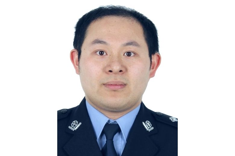 董正(義烏市公安局副局長) 董正(義烏市公安局副局長)