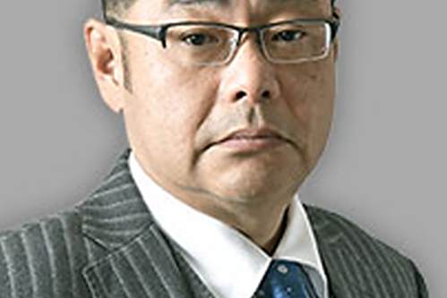 支倉隆司