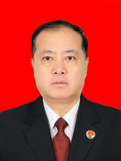 張忠民(海拉爾鐵路運輸檢察院黨組書記、檢察長) 張忠民(海拉爾鐵路運輸檢察院黨組書記、檢察長)