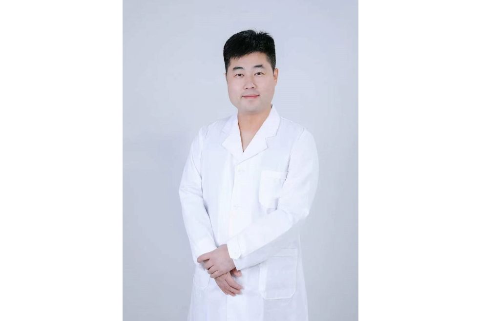劉卓然(甲狀腺疾病外科治療專家) 劉卓然(甲狀腺疾病外科治療專家)