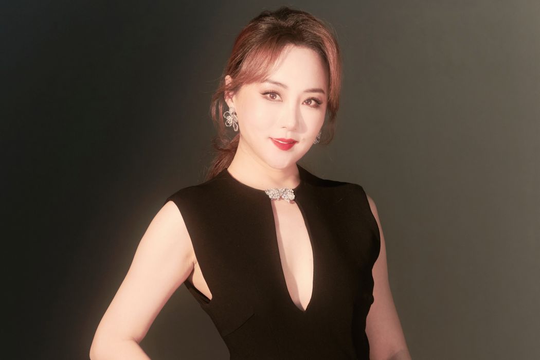 肖爽(中國內地女歌唱家) 肖爽(中國內地女歌唱家)
