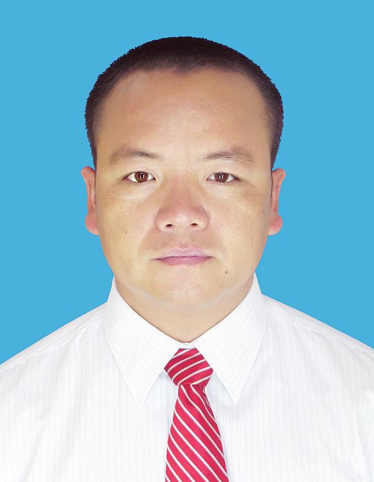 張寶輝(廣西那坡縣教育局副局長) 張寶輝(廣西那坡縣教育局副局長)