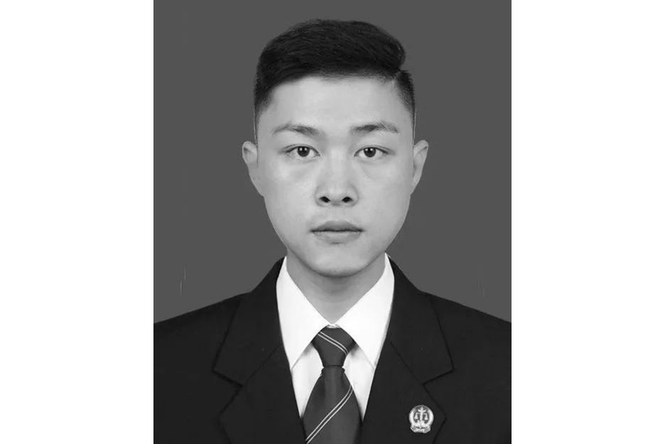 蘇周(田林縣人民法院原幹警) 蘇周(田林縣人民法院原幹警)