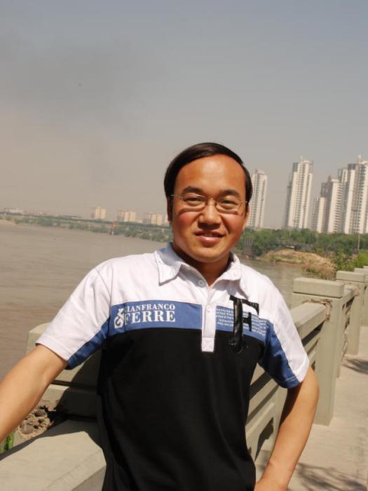 王歡文 王歡文