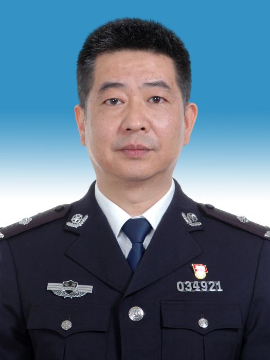 陶靜(雲南省紅河哈尼族彝族自治州蒙自市人民政府黨組成員、副市長、市公安局黨委書記、局長) 陶靜(雲南省紅河哈尼族彝族自治州蒙自市人民政府黨組成員、副市長、市公安局黨委書記、局長)