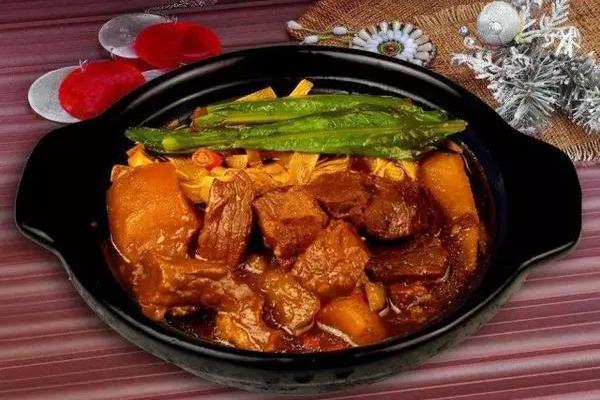 黃煨牛肉 黃煨牛肉